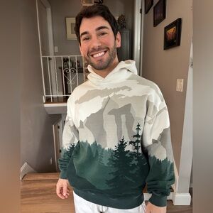 Abercrombie & Fitch | Oversized Mountain Landscape Sweatshirt | Size Medium